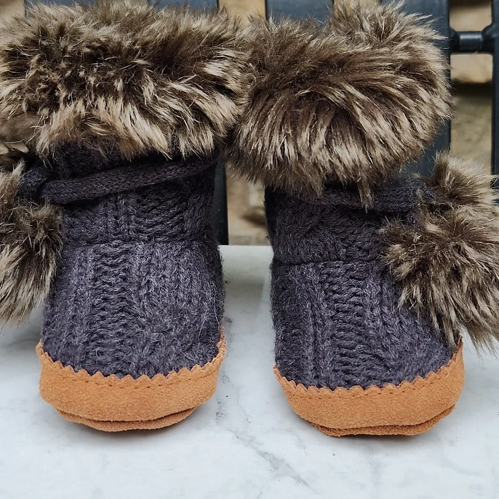 RESTORATION HARDWARE ARTIC FOX BABY BOOTIES